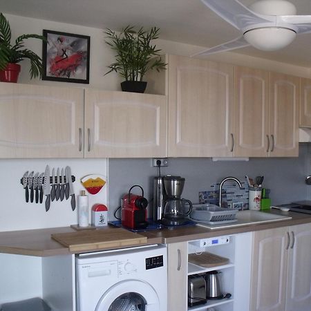 Appartement T2, 3 étoiles, 40m2 ,parking privé, Mer 300m, Wifi, Piscines, très propre, Ascenseurs Le Grau-du-Roi Extérieur photo
