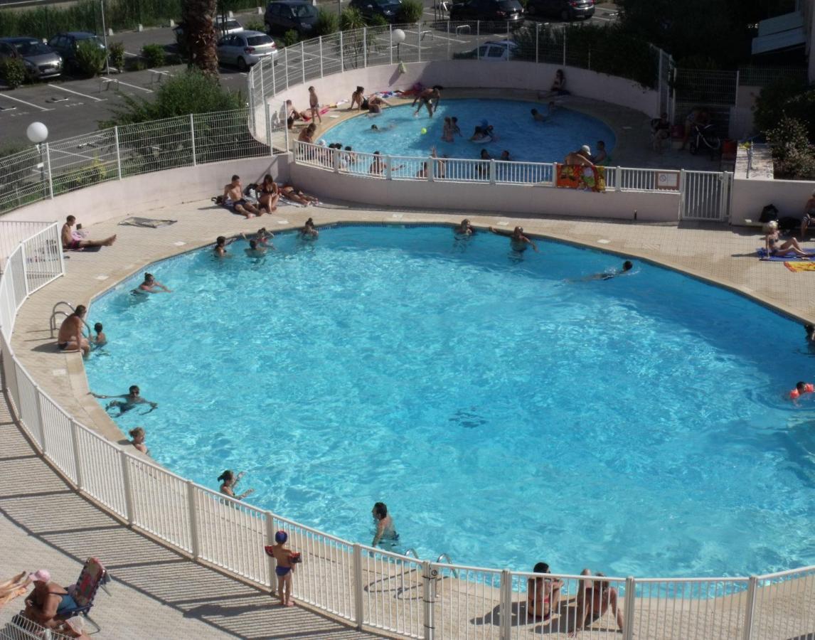 Appartement T2, 3 étoiles, 40m2 ,parking privé, Mer 300m, Wifi, Piscines, très propre, Ascenseurs Le Grau-du-Roi Extérieur photo